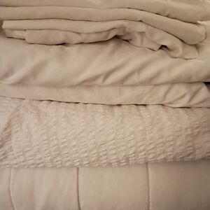 Queen Sheet Set